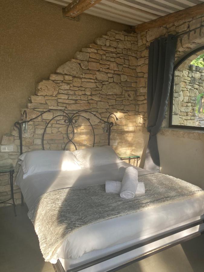 Hotel Lou Caleu Restaurant Le Rocher Des Abeilles Saint-Martin-de-Castillon Exterior photo