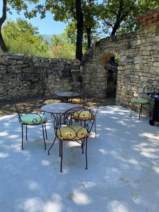 Hotel Lou Caleu Restaurant Le Rocher Des Abeilles Saint-Martin-de-Castillon Exterior photo